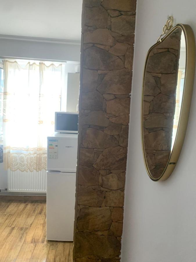 Garsoniera 1 Decembrie Apartment Alba Iulia Exterior photo